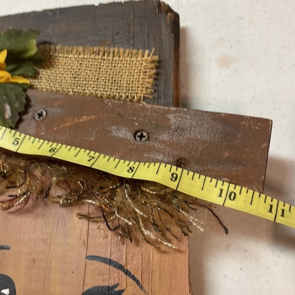 Scarecrow Wooden Fall Sign Handmade - Picture 7 of 7
